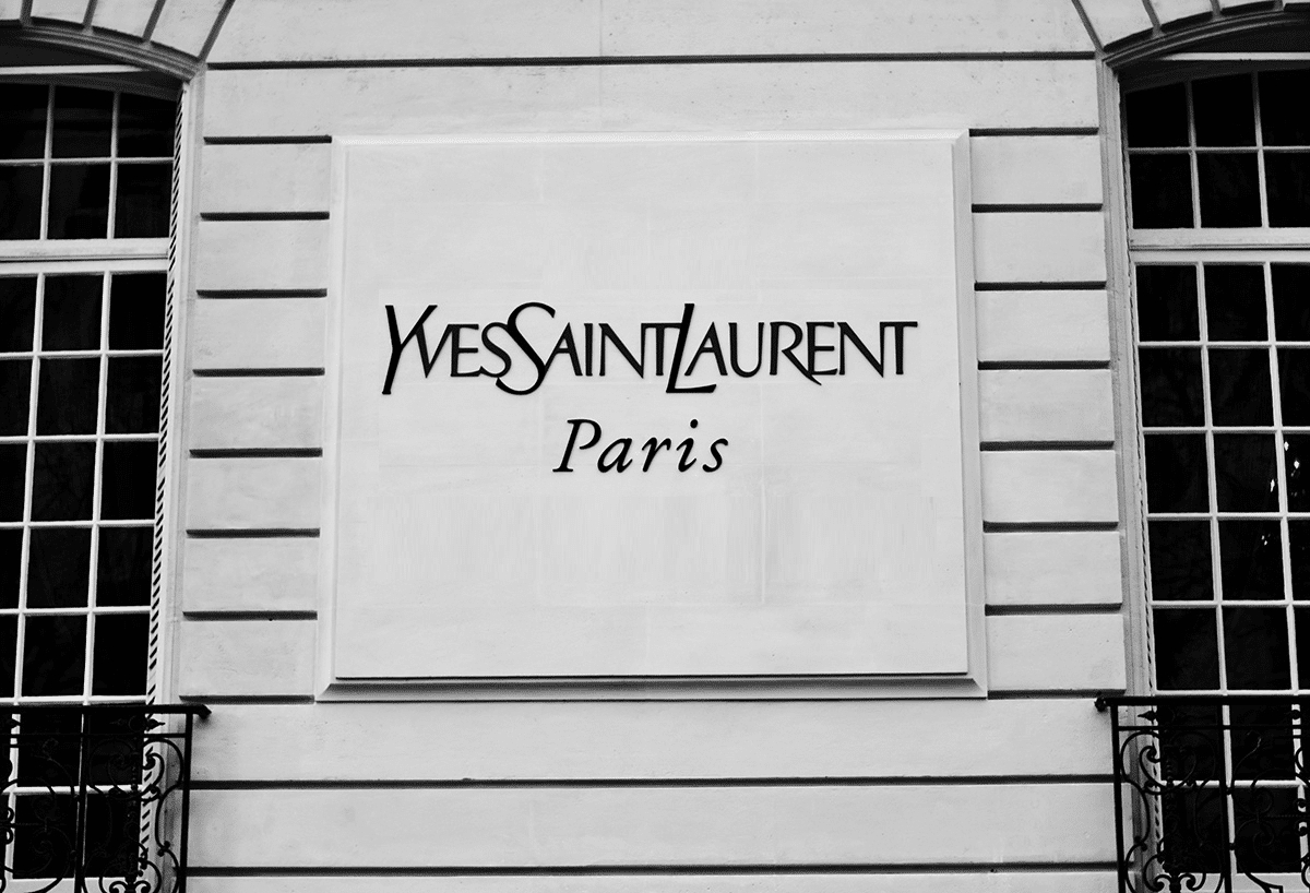 Yves saint discount laurent candidature spontanee